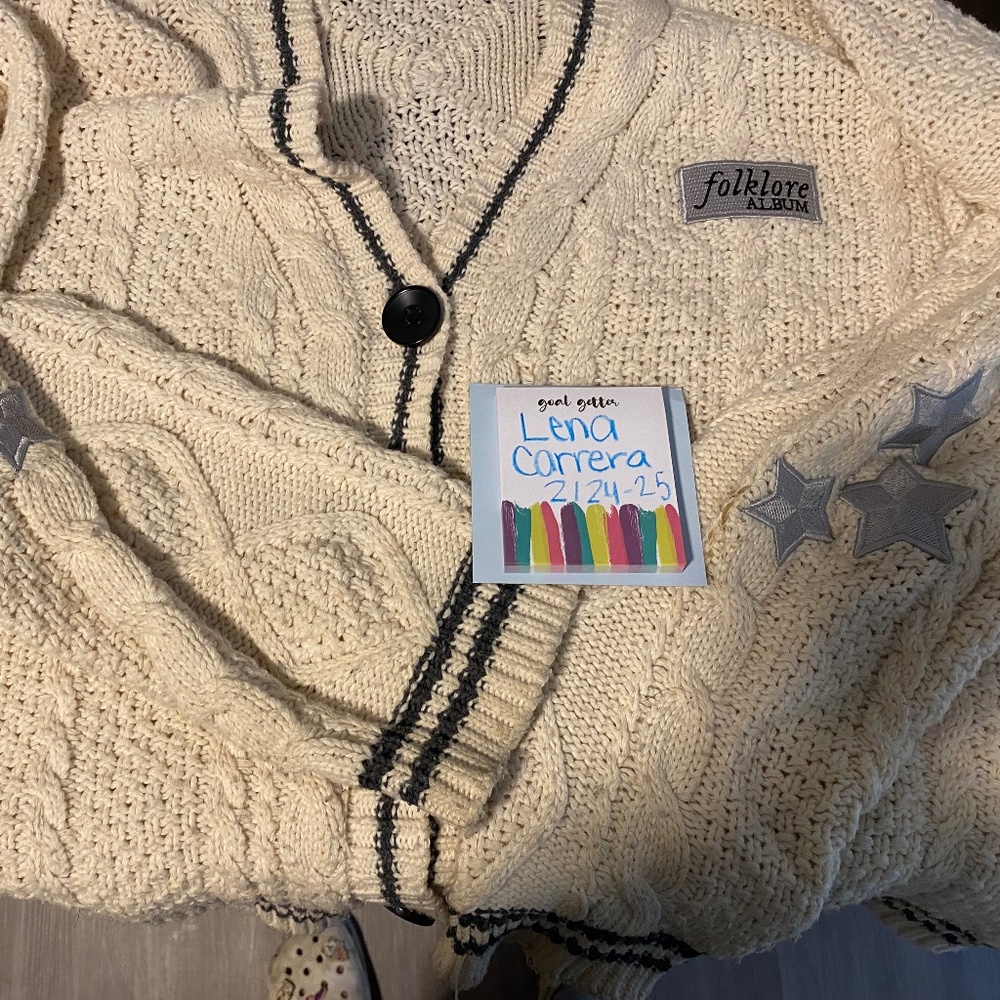 Taylor Swift folklore cardigan